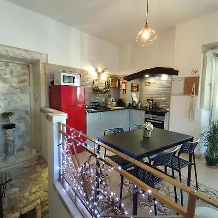 Yasmine 212 Holiday home